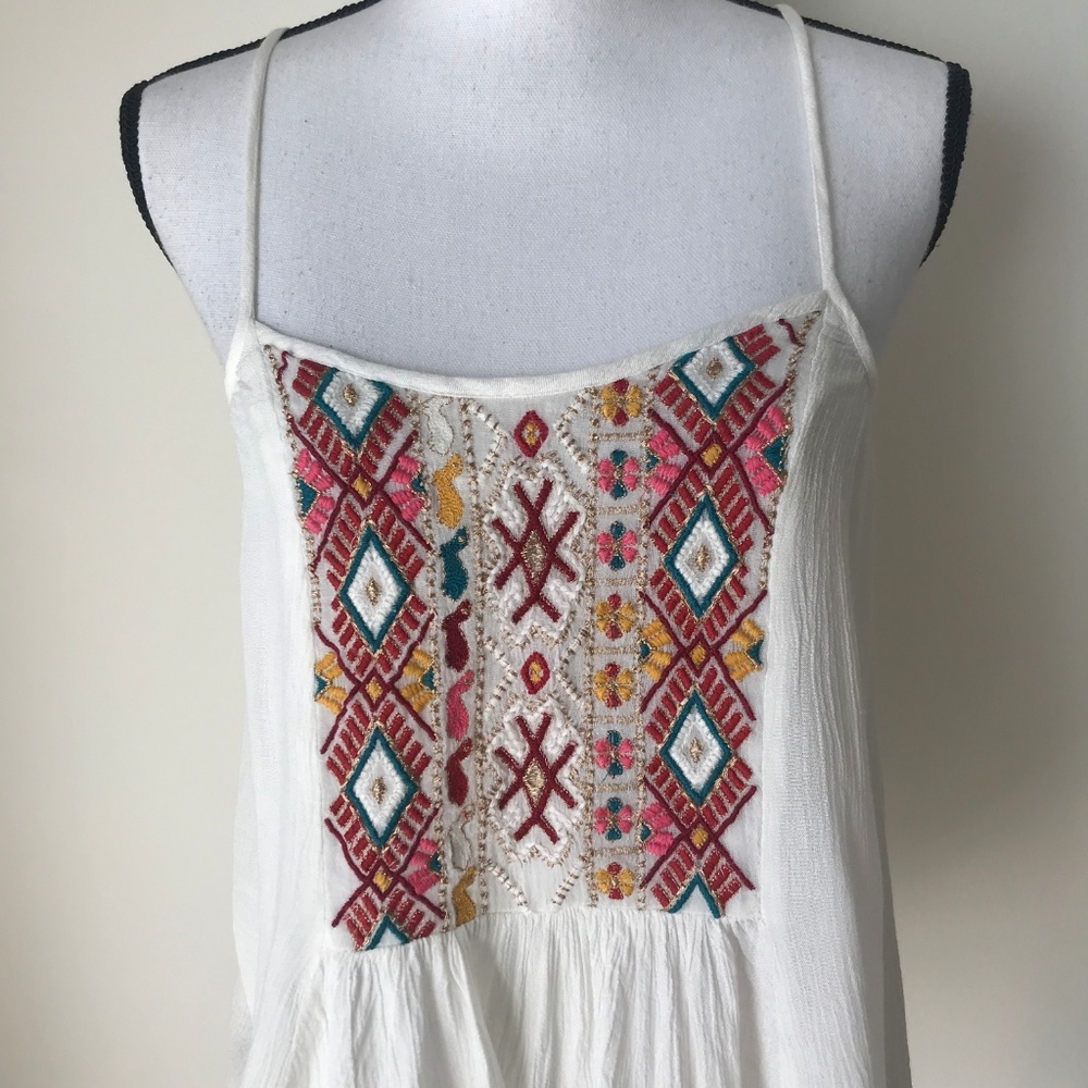 UO Ecote Rhapsody Embroidered Cami Top - Picture 5 of 7